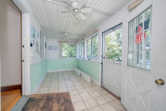 15 2nd St, Hull, MA 02045