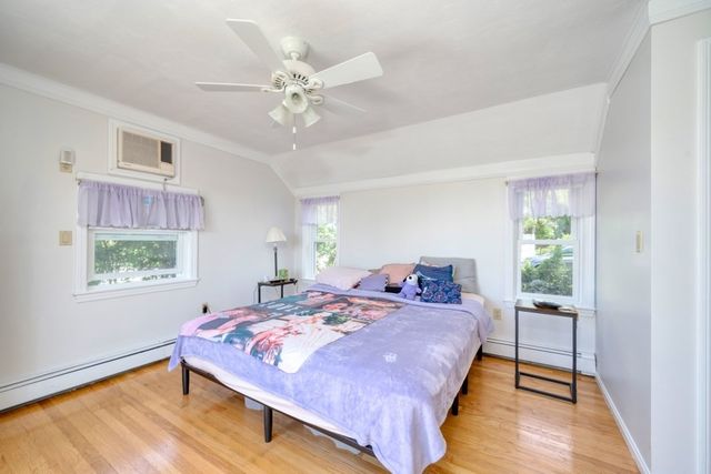 15 2nd St, Hull, MA 02045