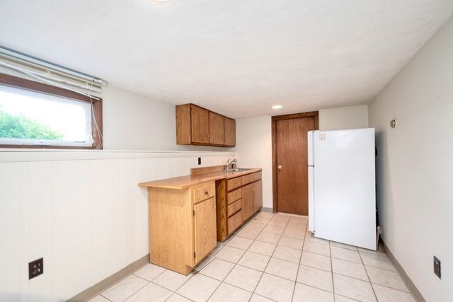 15 2nd St, Hull, MA 02045