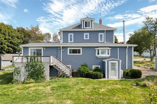 15 2nd St, Hull, MA 02045