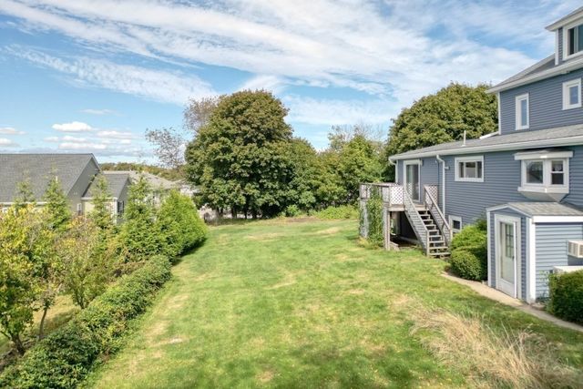 15 2nd St, Hull, MA 02045