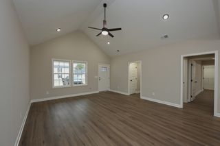 91 Plumlee Dr, Hendersonville, TN 37075