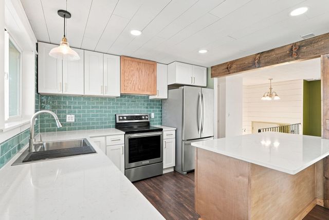 11921 E 31st Ave, Spokane, WA 99206
