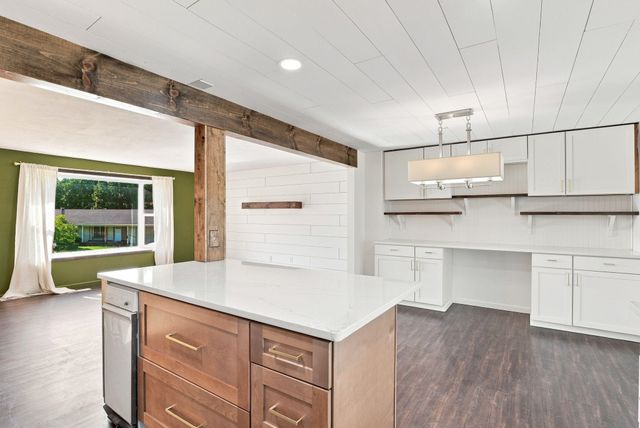 11921 E 31st Ave, Spokane, WA 99206