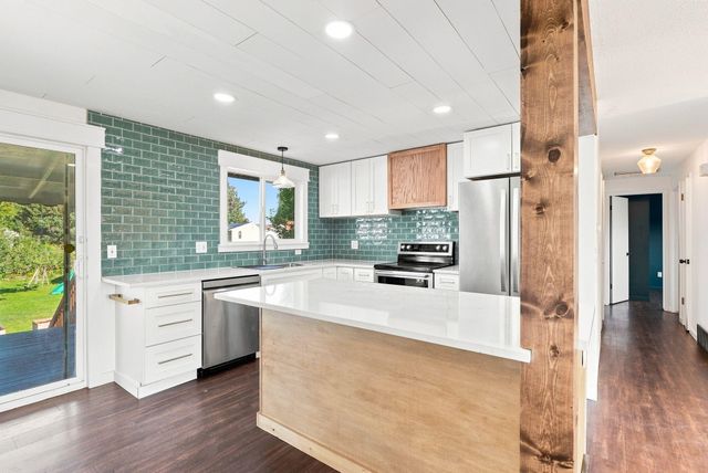 11921 E 31st Ave, Spokane, WA 99206