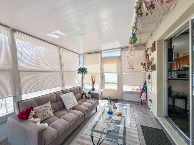 8535 108TH STREET, Seminole, FL 33772