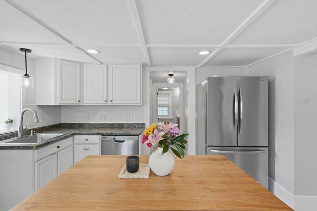 31 Houghton Street, Woburn, MA 01801