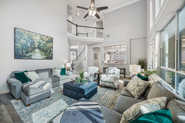 138 Creekside Drive, Murphy, TX 75094