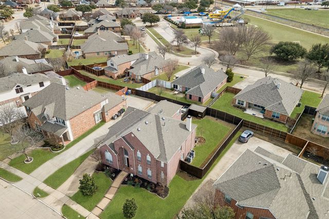 138 Creekside Drive, Murphy, TX 75094