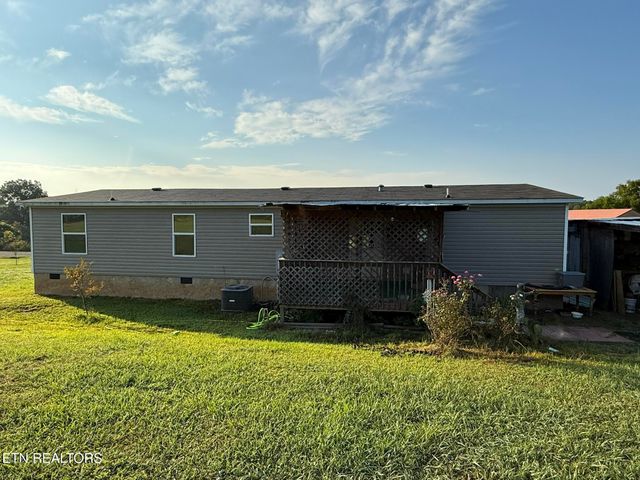 226 Hill Loop, Madisonville, TN 37354