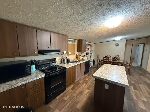 226 Hill Loop, Madisonville, TN 37354