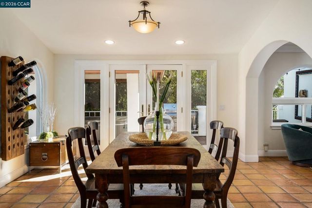 7151 Johnston Rd, Pleasanton, CA 94588