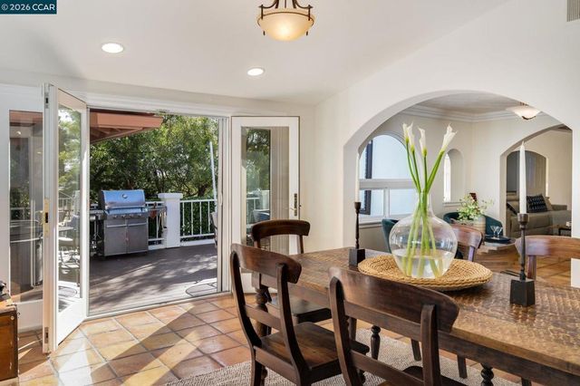 7151 Johnston Rd, Pleasanton, CA 94588