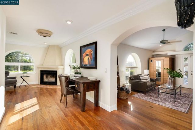7151 Johnston Rd, Pleasanton, CA 94588