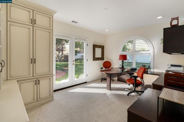 7151 Johnston Rd, Pleasanton, CA 94588
