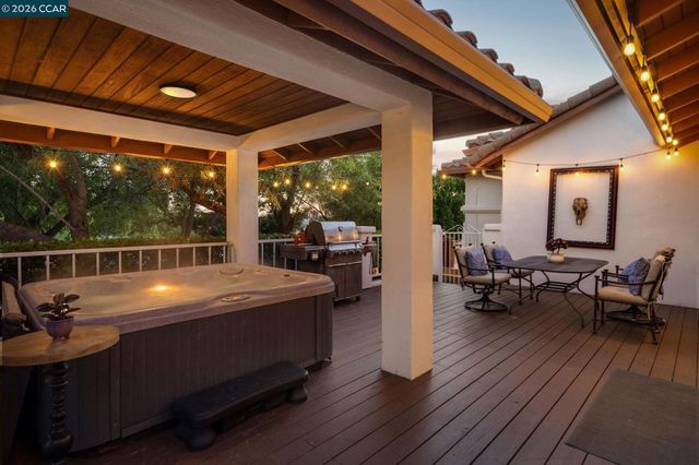 7151 Johnston Rd, Pleasanton, CA 94588