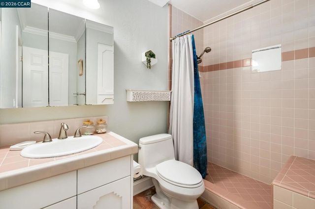 7151 Johnston Rd, Pleasanton, CA 94588
