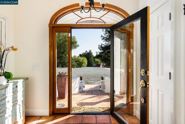 7151 Johnston Rd, Pleasanton, CA 94588