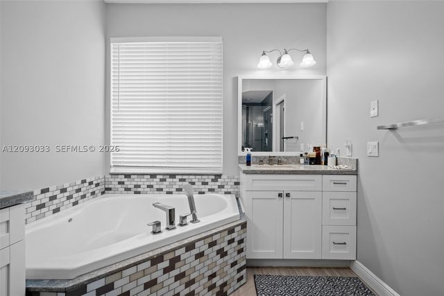 12724 NW 18th Ct, Pembroke Pines, FL 33028