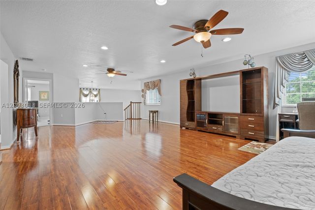 12724 NW 18th Ct, Pembroke Pines, FL 33028