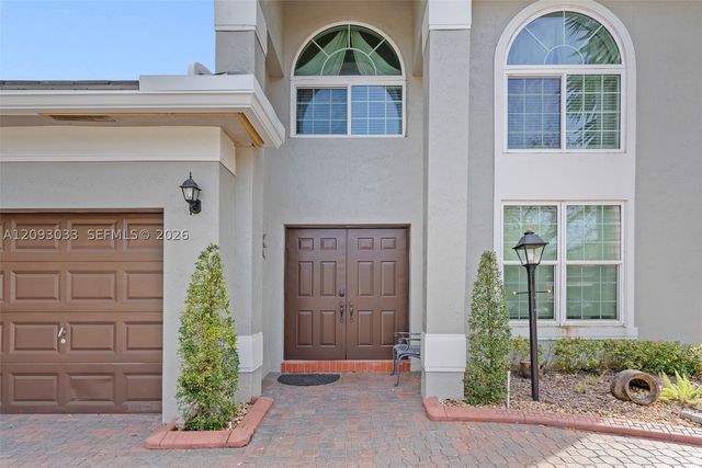 12724 NW 18th Ct, Pembroke Pines, FL 33028