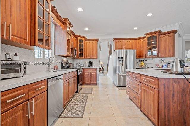 12724 NW 18th Ct, Pembroke Pines, FL 33028