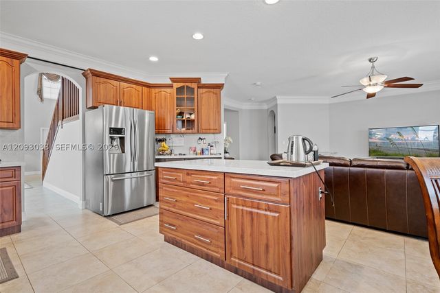 12724 NW 18th Ct, Pembroke Pines, FL 33028