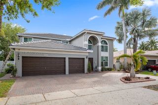 12724 NW 18th Ct, Pembroke Pines, FL 33028