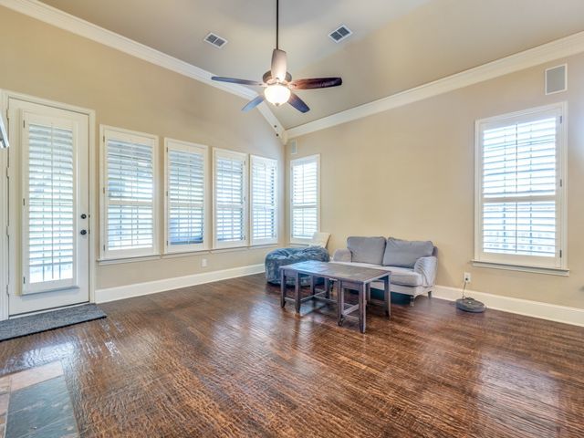 15905 Buffalo Creek Drive, Frisco, TX 75035