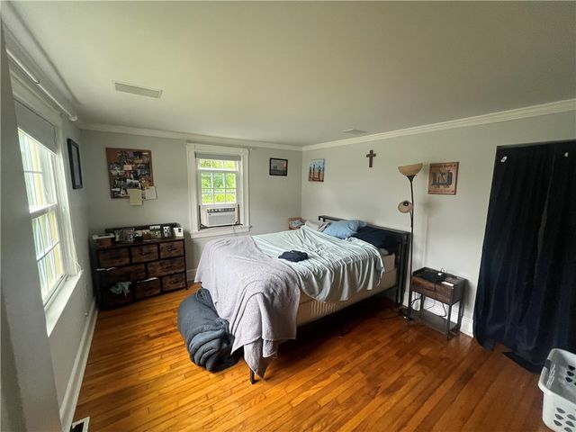 7 King Road, Middletown, RI 02842