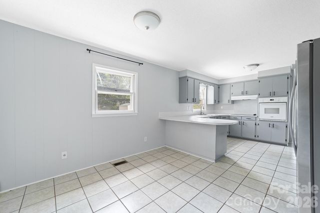 3424 Autumn Drive, Gastonia, NC 28056