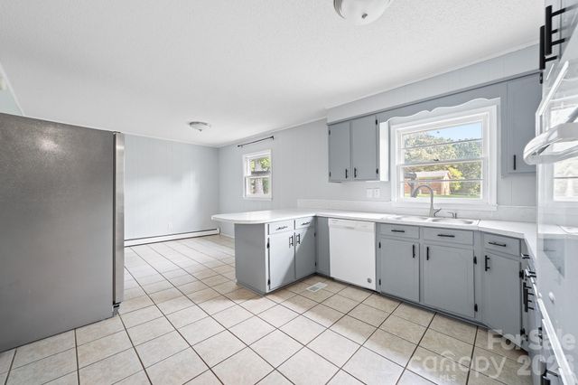 3424 Autumn Drive, Gastonia, NC 28056