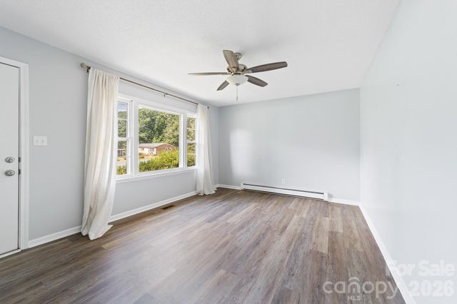 3424 Autumn Drive, Gastonia, NC 28056