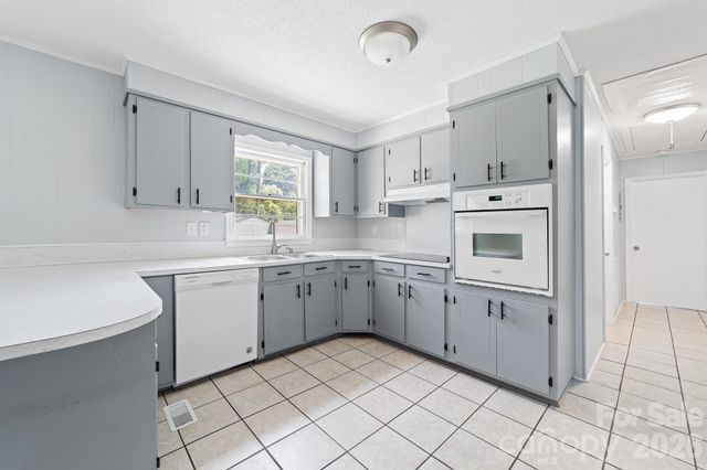 3424 Autumn Drive, Gastonia, NC 28056