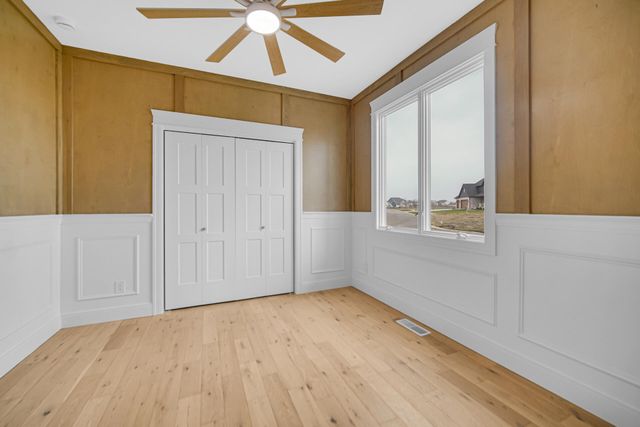 7382 Brookhaven Drive, Crown Point, IN 46307