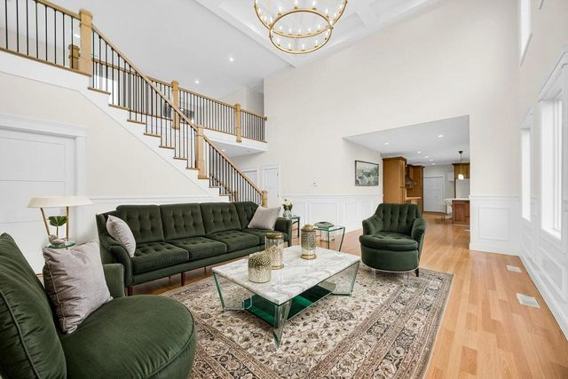 7382 Brookhaven Drive, Crown Point, IN 46307