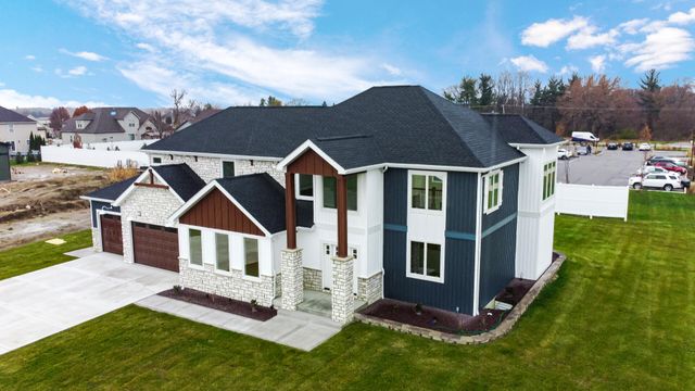 7382 Brookhaven Drive, Crown Point, IN 46307