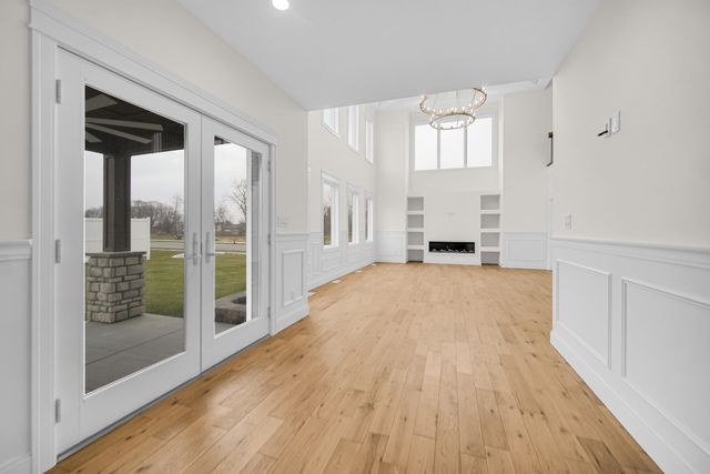 7382 Brookhaven Drive, Crown Point, IN 46307