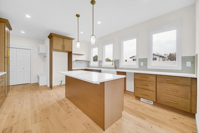 7382 Brookhaven Drive, Crown Point, IN 46307