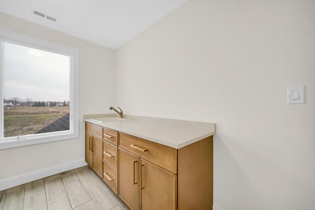 7382 Brookhaven Drive, Crown Point, IN 46307