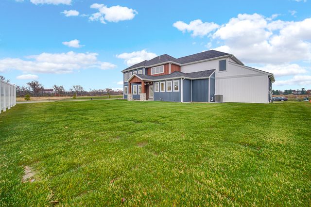 7382 Brookhaven Drive, Crown Point, IN 46307