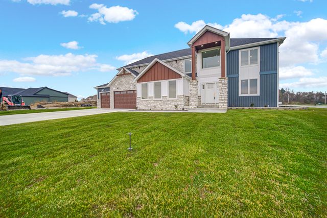 7382 Brookhaven Drive, Crown Point, IN 46307