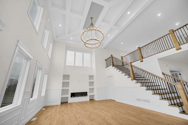 7382 Brookhaven Drive, Crown Point, IN 46307