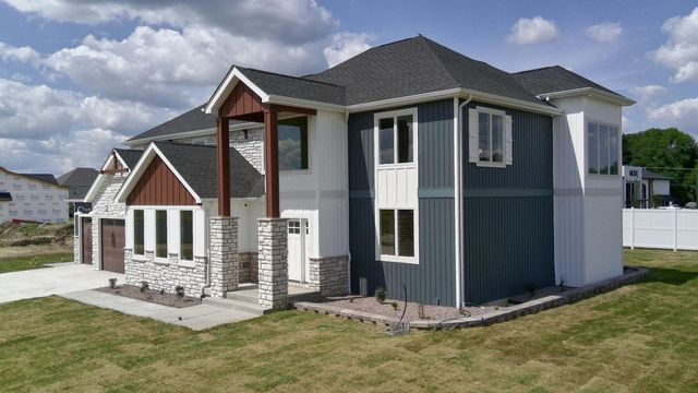 7382 Brookhaven Drive, Crown Point, IN 46307