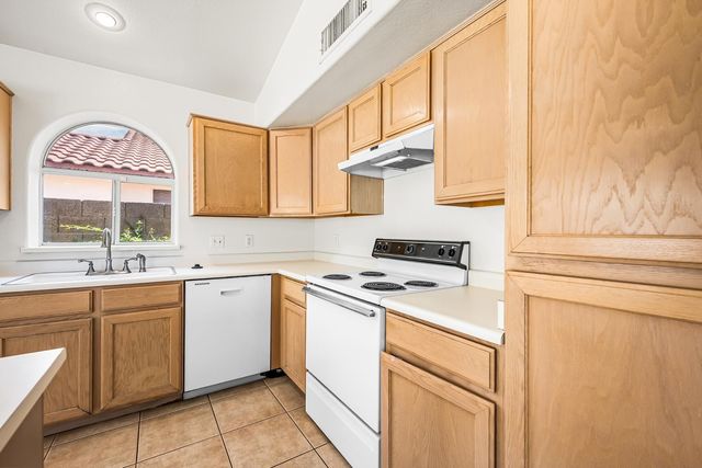 5240 W Tonto Road, Glendale, AZ 85308