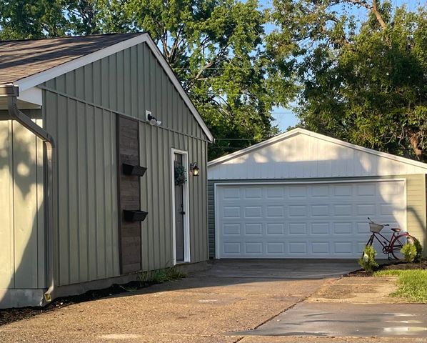 2721 S 18th Street, Lafayette, IN 47909