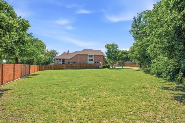 2312 Catherine Lane, Mckinney, TX 75071