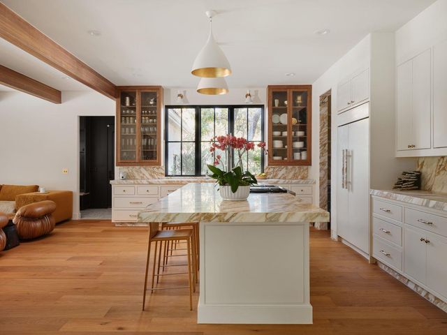 400 Inwood RD, Austin, TX 78746