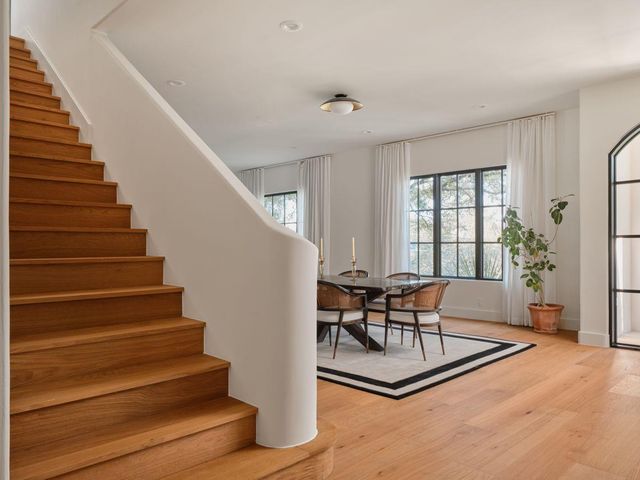 400 Inwood RD, Austin, TX 78746