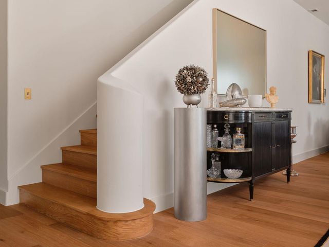 400 Inwood RD, Austin, TX 78746